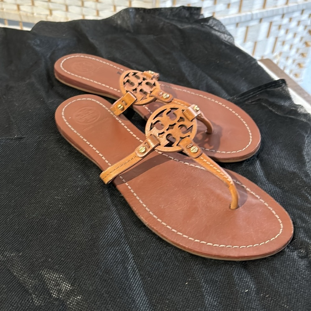 Tori Burch brown leather sandals